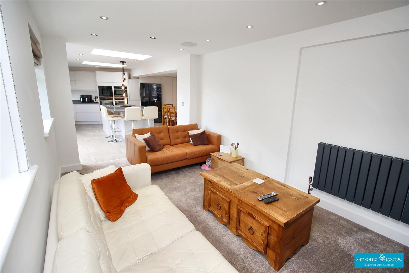 Staddlestone Close, Tilehurst, Reading
